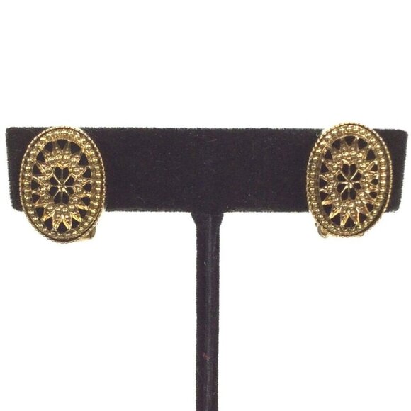 Vintage Goldtone Black Onyx Oval Clip-On Earrings - Picture 4 of 6